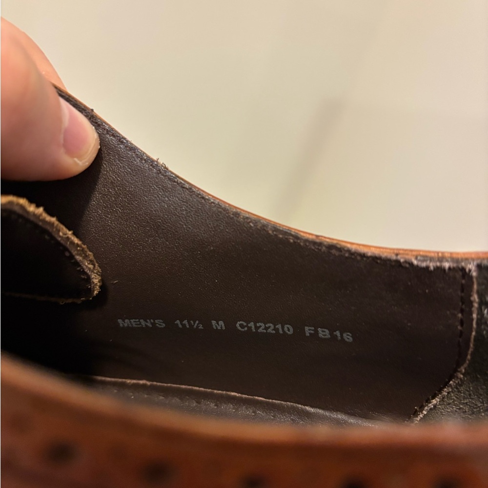 Men’s Cole Haan Wingtip Oxfords - Picture 5 of 6